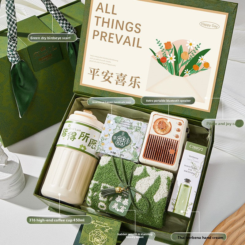 Beyond Oriva™ Package Bag
