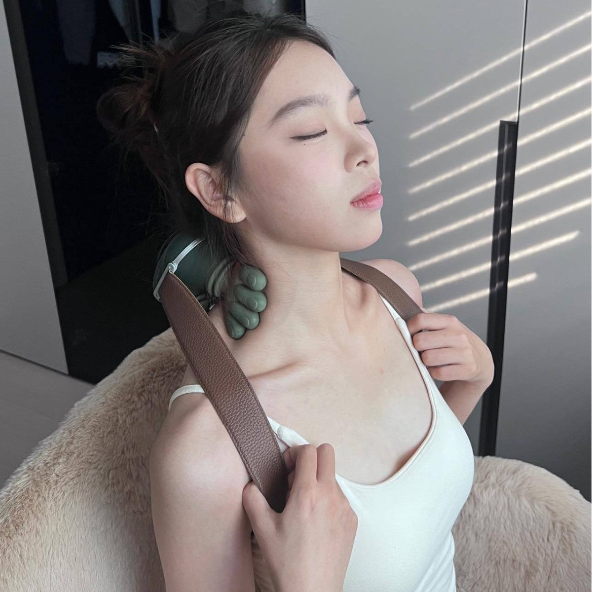 Beyond Oriva™ Portable Neck & Shoulder Massager with Heat Therapy
